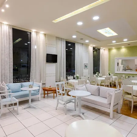 Otel Timoleon